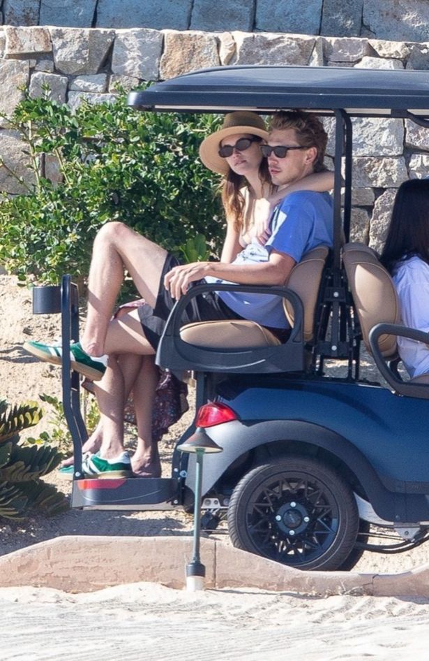 Austin Butler i Kaia Gerber uživaju na zajedničkom odmoru