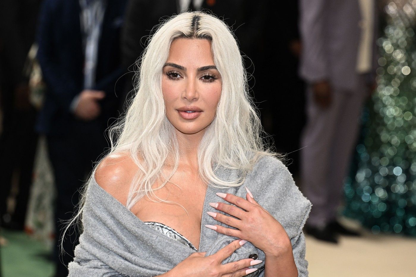 Kim k met gala frizura