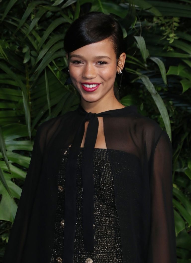 rihanna biografski film taylor russell