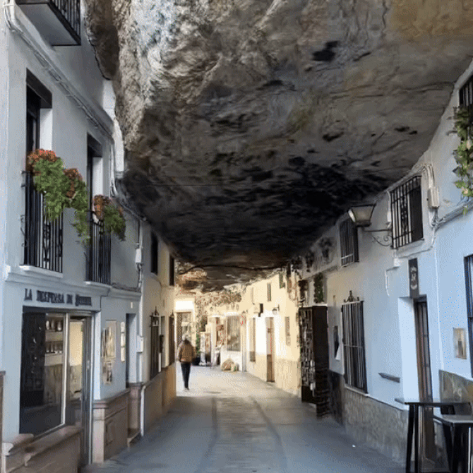 Otkrivamo španski gradić koji prkosi gravitaciji, a koji dodajemo na must-visit listu