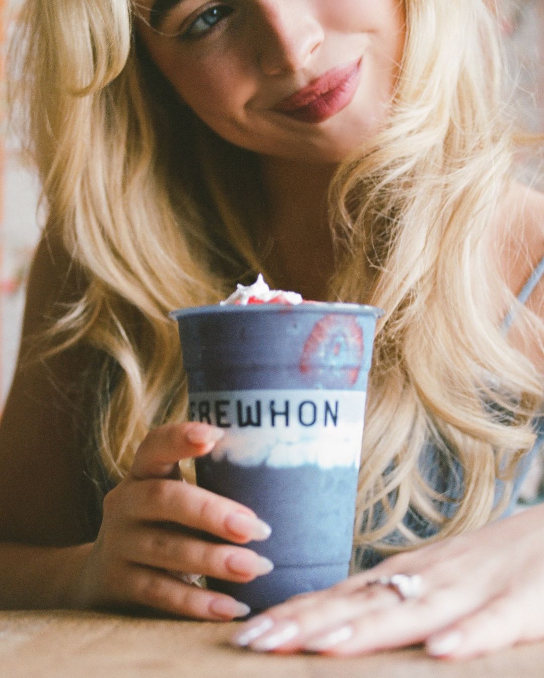 Sabrina Carpenter Erewhon smoothie