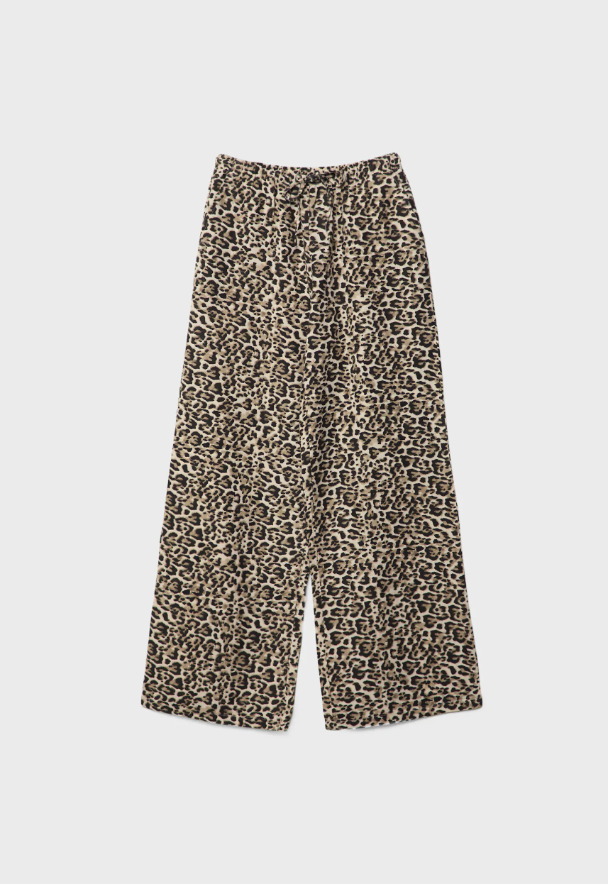 pantalone leopard print stradivarius