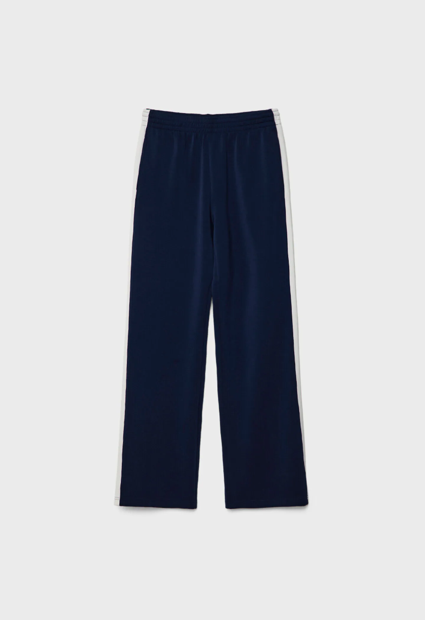 sportske pantalone stradivarius