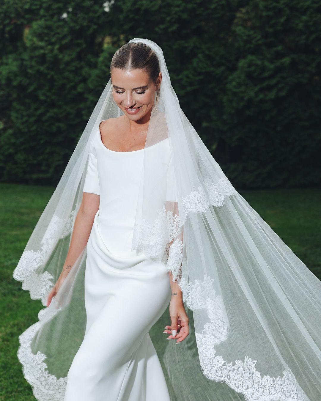 Zašto se mlade sve češće odlučuju za editorial šminkera? Odgovor leži u novom bridal trendu