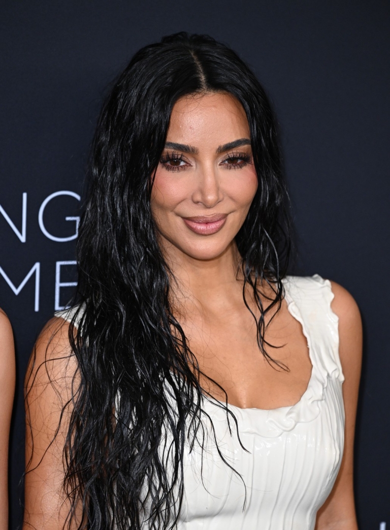 Kering Foundation Caring for Women večera: Autfit Kim Kardashian