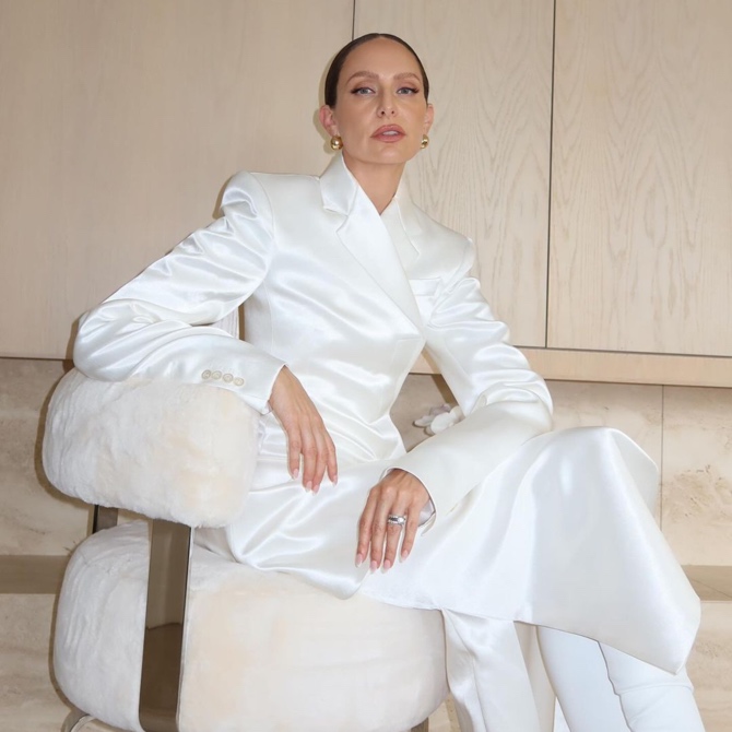 All White Everything [ with Marina Didovich ] – trend u najavi ili neprolazna klasika?