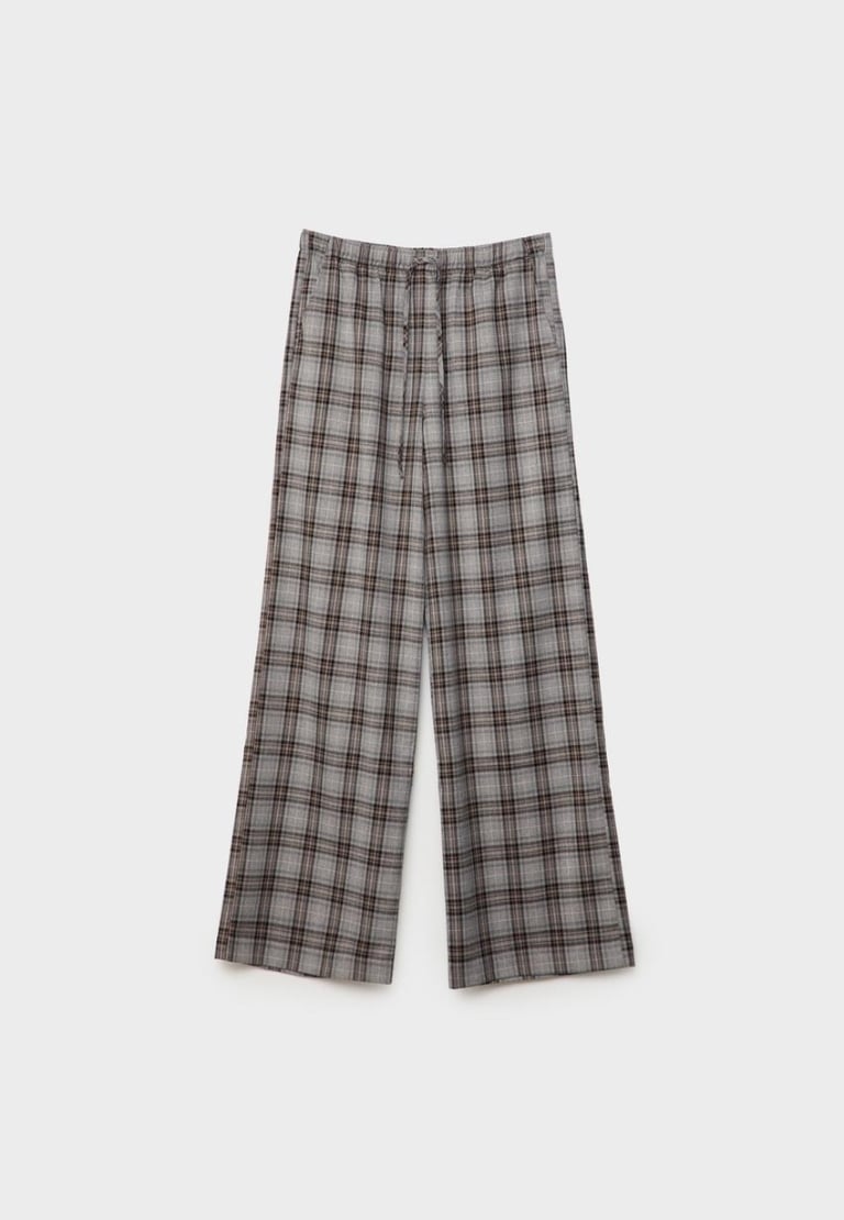 karirane pantalone stradivarius