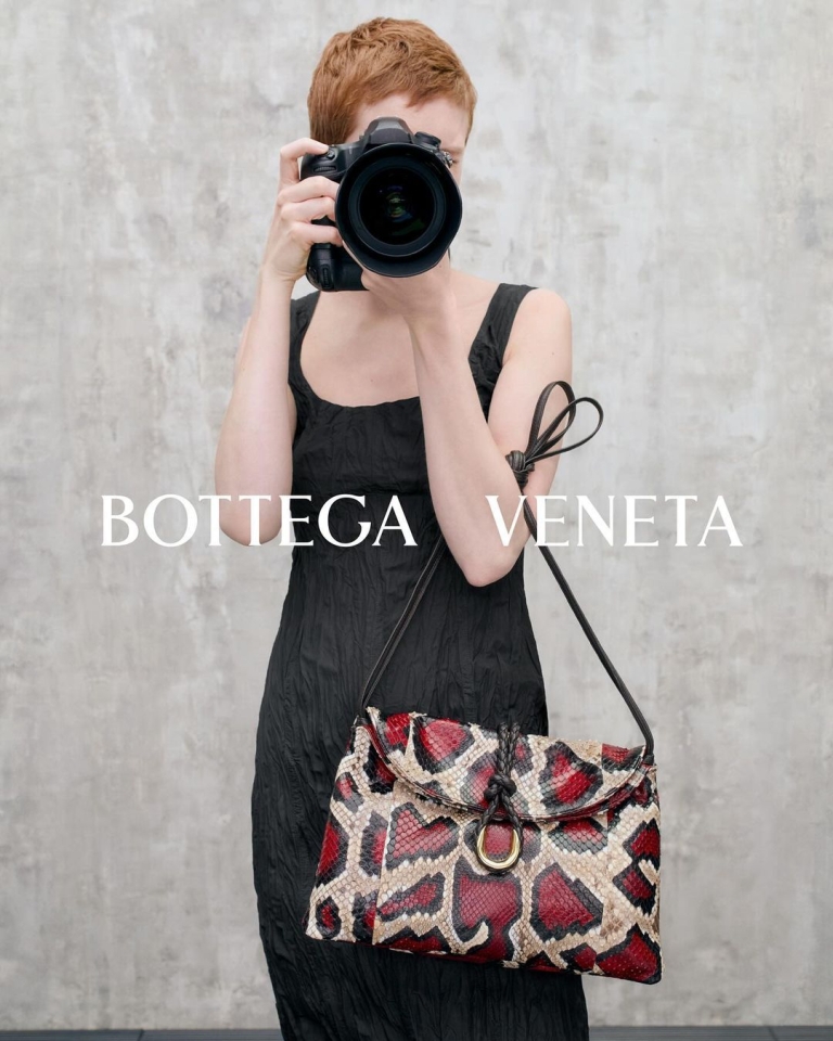 Bottega Veneta Pre-Spring 25 kampanja: Klasični komadi u foksu