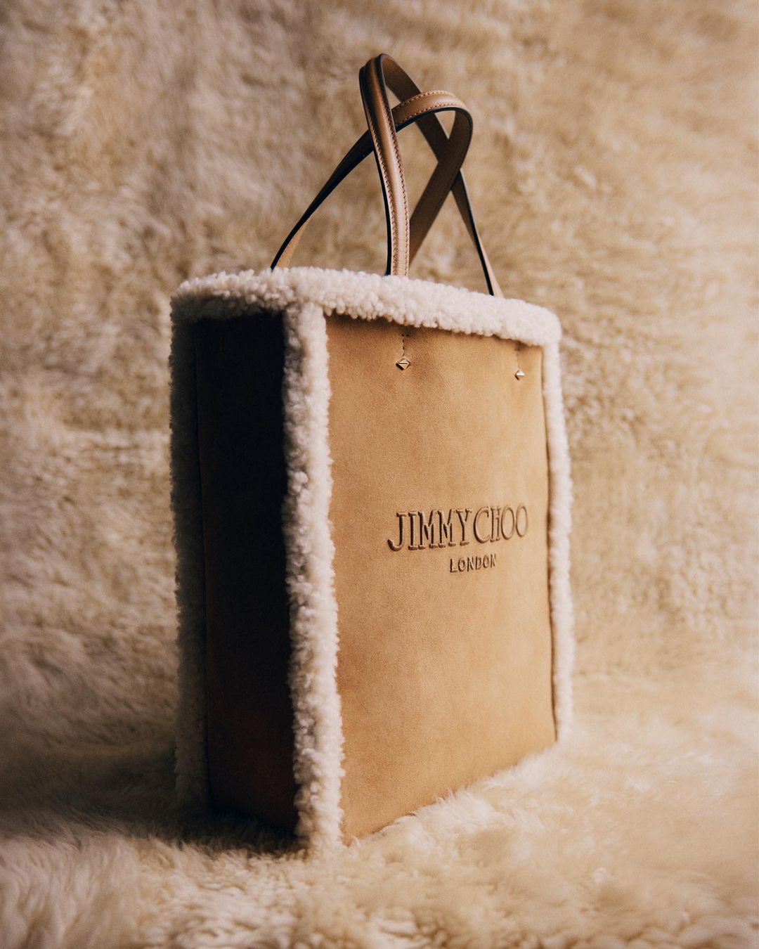 Jimmy Choo broadcast channel: Zavirite iza kulisa snimanja nove Winter 2024 kampanje