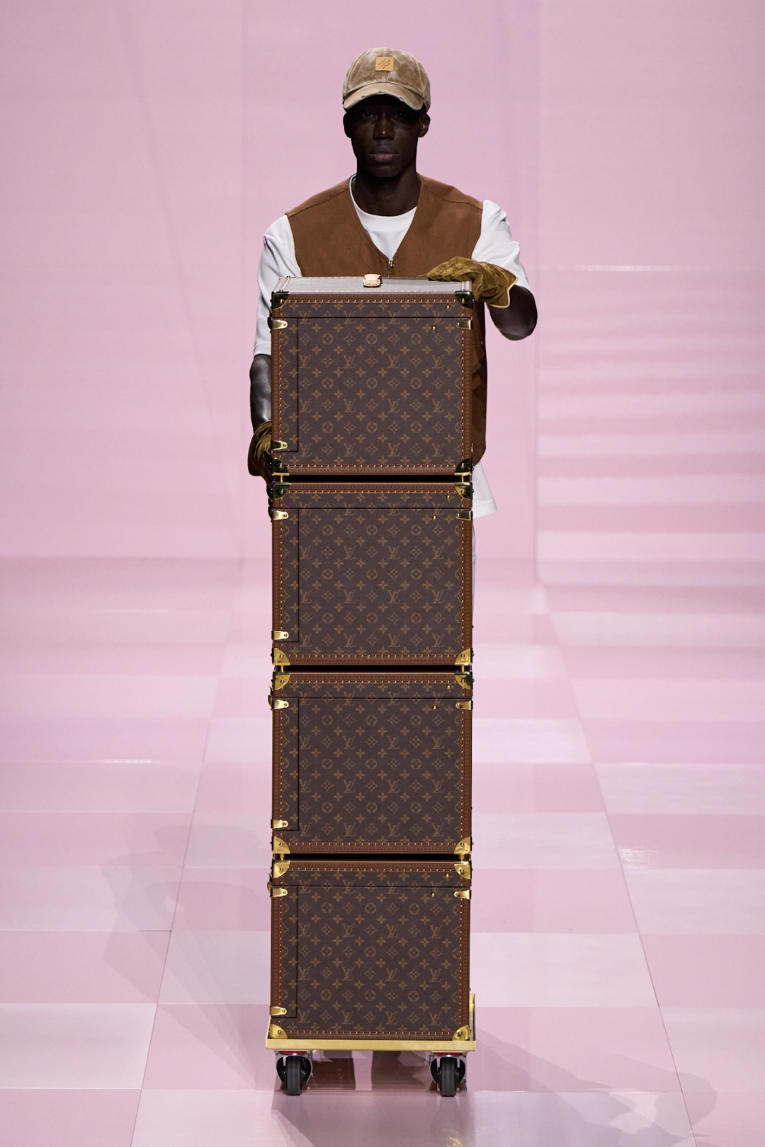 Louis Vuitton Jesen/Zima 2025: Kolekcija čije komade želimo